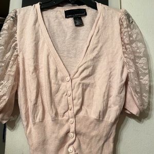 Isabella Rodriguez taps